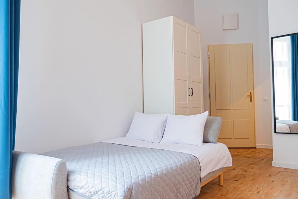 Komfortowy Apartament W Centrum ワルシャワ エクステリア 写真